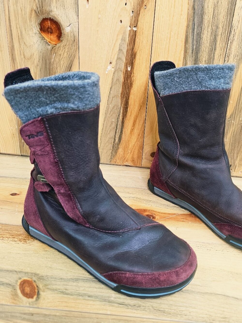 Keen Leather Cabernet Leather Winter Boots Size 8.5